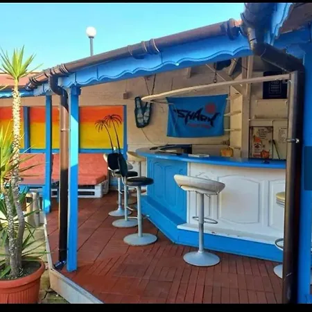 стоянови 酒店 拉夫达