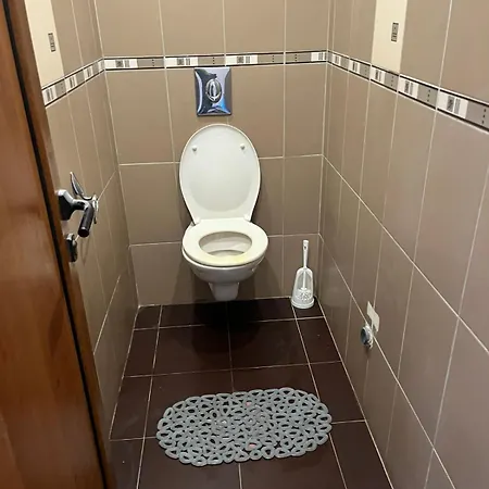 стоянови 拉夫达