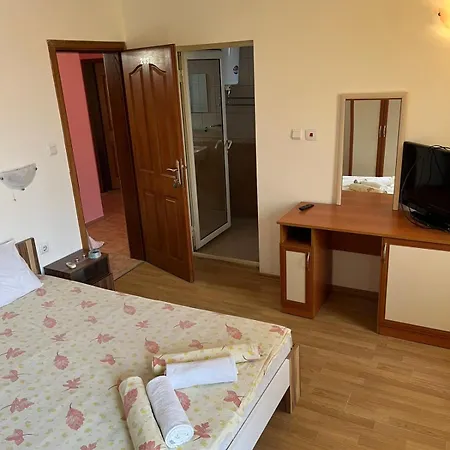 стоянови 酒店 2*